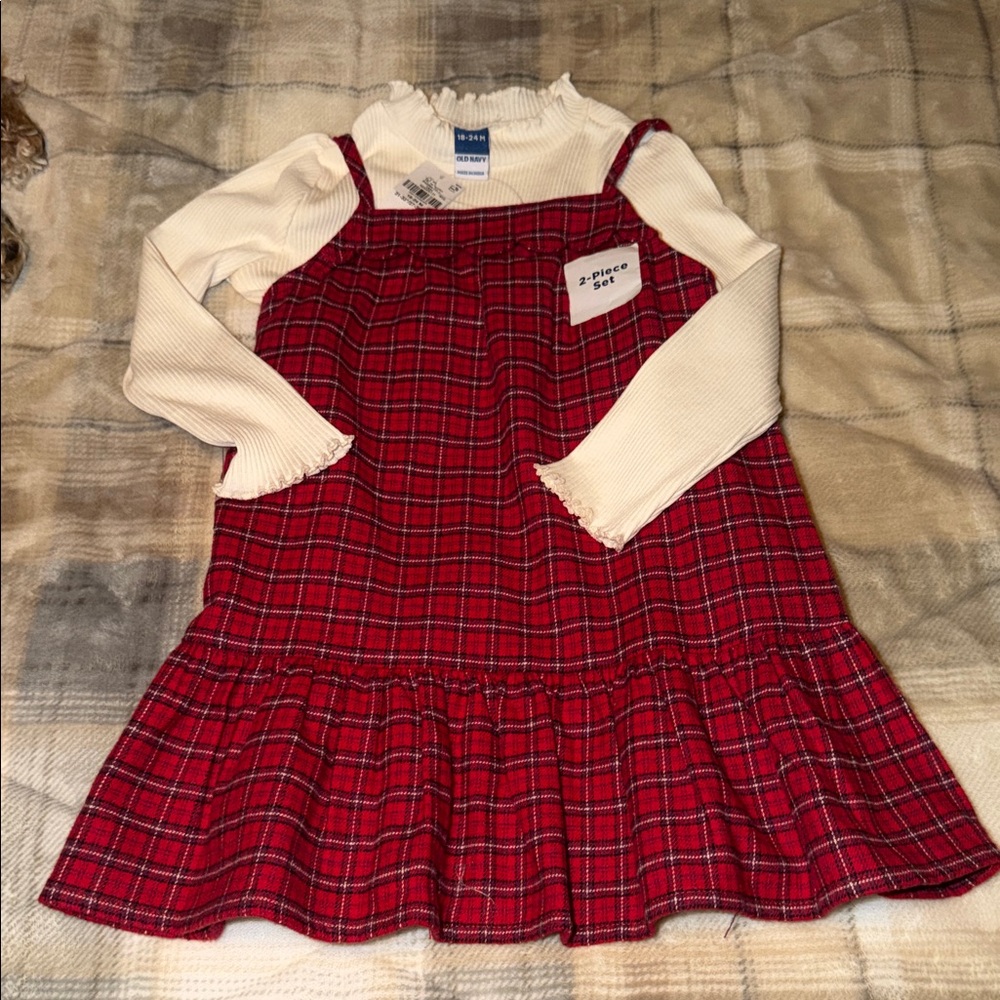 Old Navy Red Plaid Kids Matching Set - Picture 2 of 4